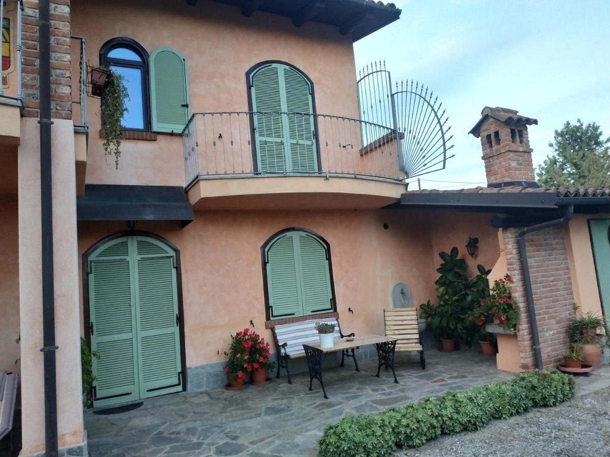 Suite Villa Aurelj Barolo Exterior foto
